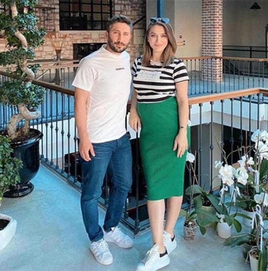 Yağmur Sarıoğlu bebeğinin cinsiyetini açıkladı