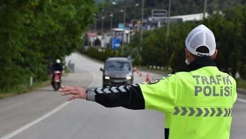 Son dakika... Hangi illerde giriş çıkış yasağı var İşte yanıtı