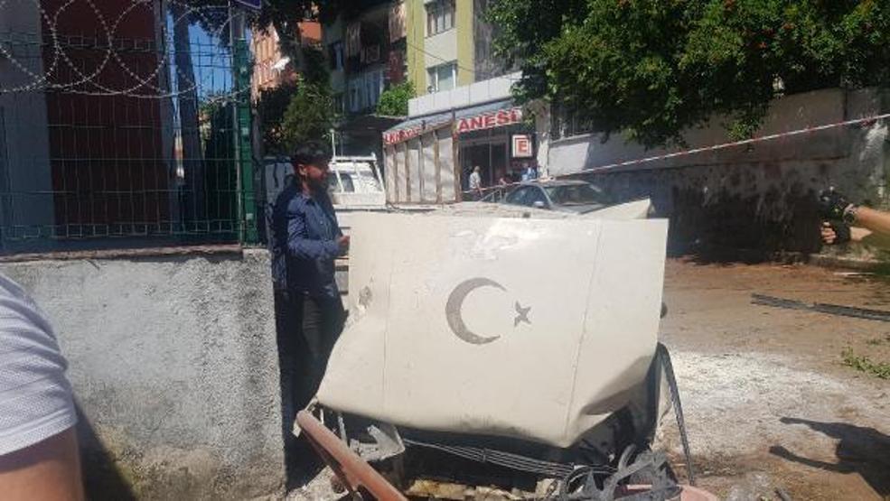Ölüm rampasında otomobil, istinat duvarından düştü: 5 yaralı