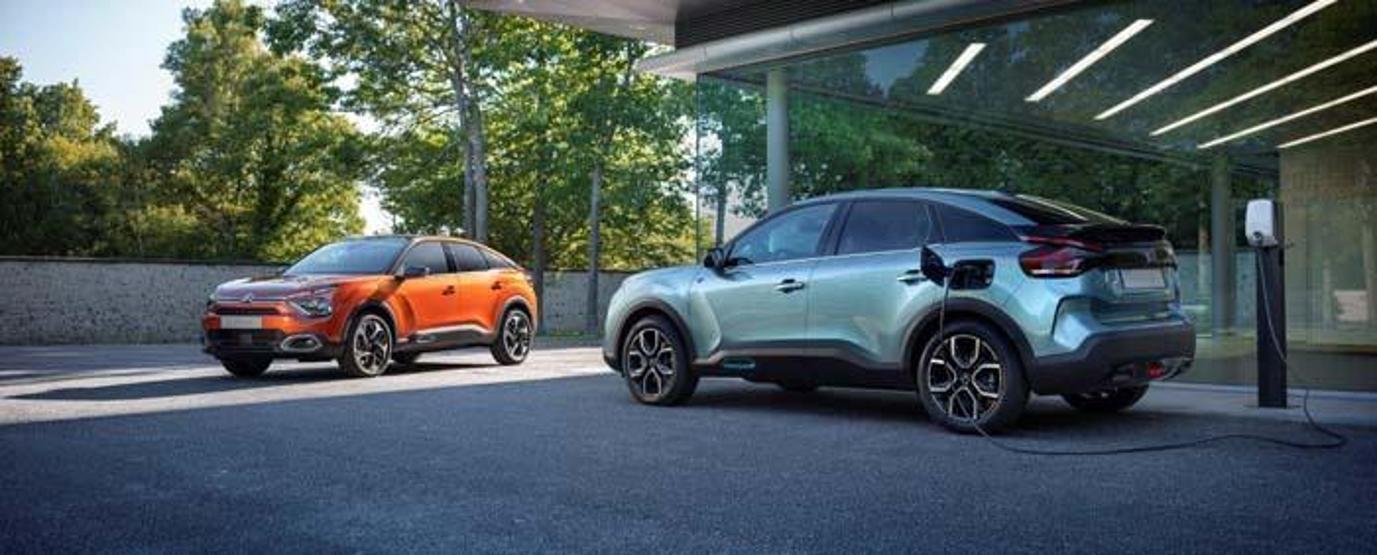 Citroenin yeni silahı C4 hatchback gün sayıyor