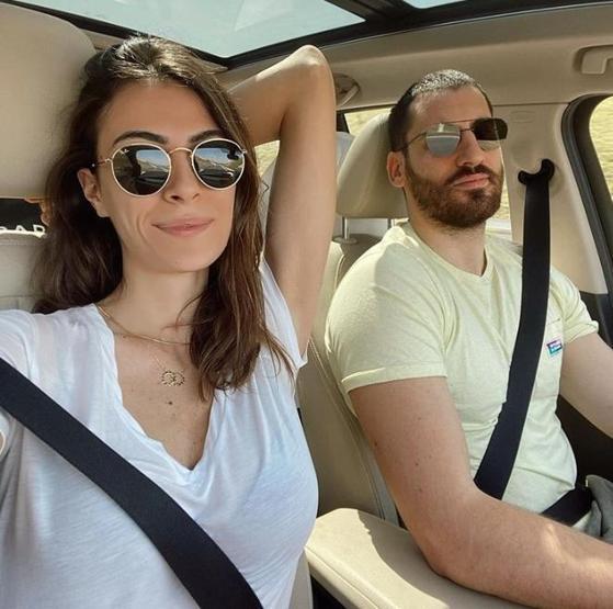 Survivor yarışmacısı Ezgi Avcı ile Nemanja Djurisic evlendi