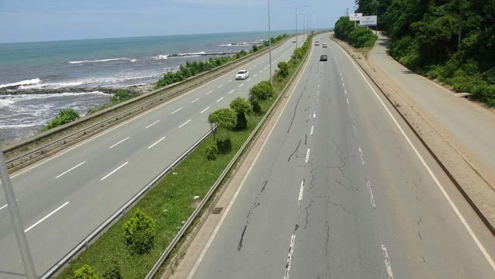 Karadeniz Sahil Yolunda çatlak tehlikesi