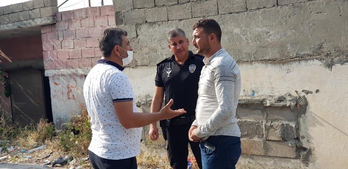 Engelli olduğunda ısrar eden dilenci, polisin iknası sonucu yürüdü