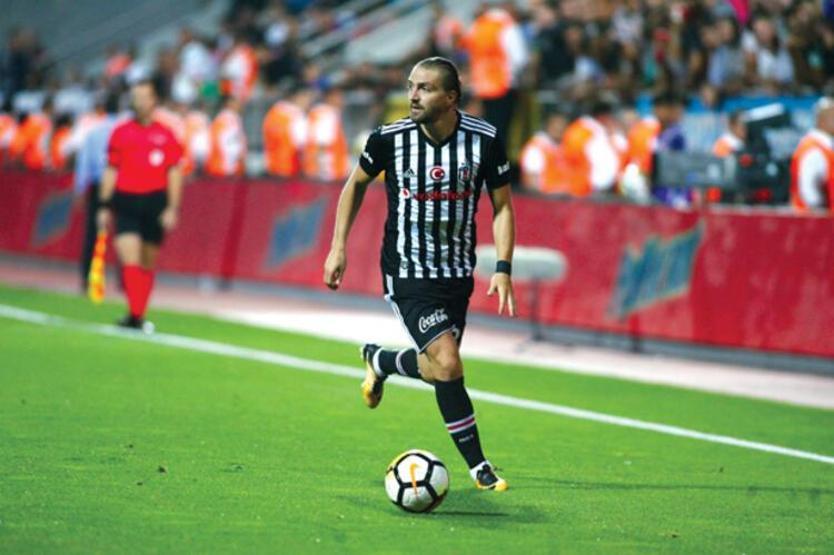 Son dakika... Fenerbahçe 3 transferi bitirdi