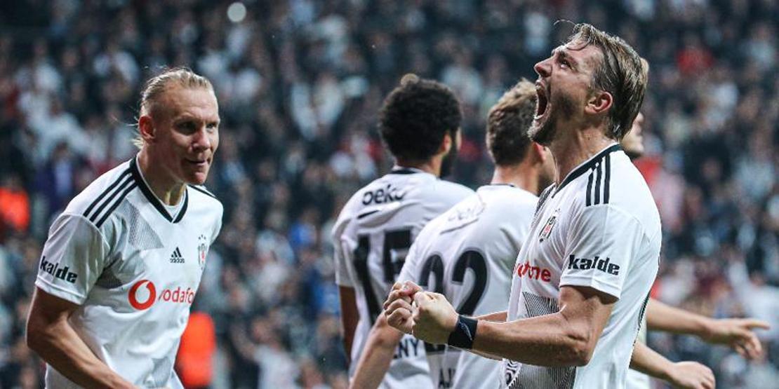 Son dakika... Fenerbahçe 3 transferi bitirdi