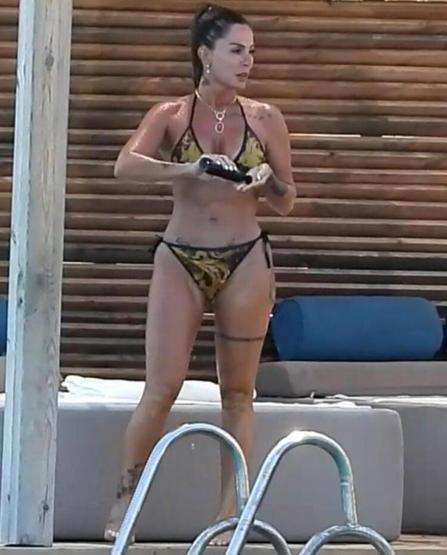 Berna Arıcı, Bodrum tatilinde