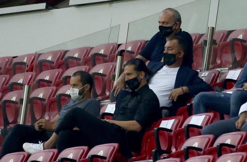 Trabzonspor Galatasarayı yarış dışında bıraktı