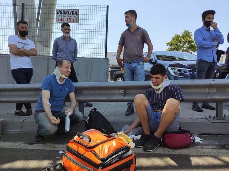 Son dakika... İstanbulda feci kaza Trafik kilitlendi...