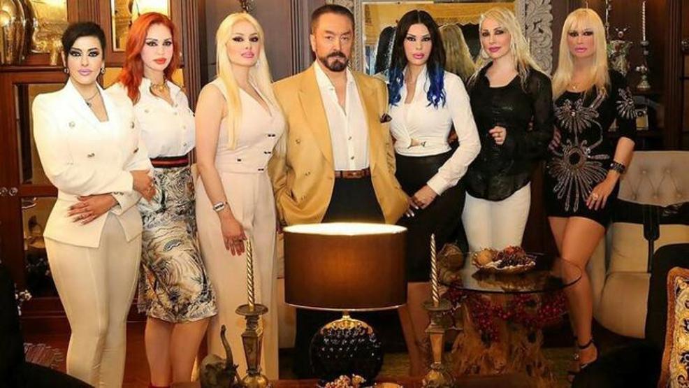 Adnan Oktar duruşmasında ilginç anlar: Hocam saçlarınız çok güzel maşallah