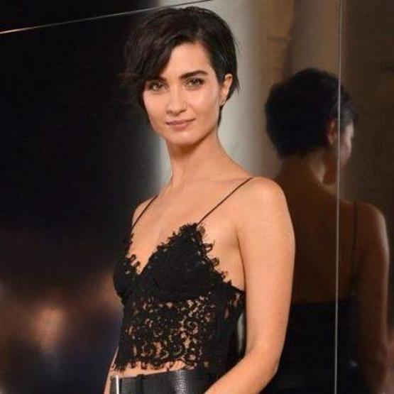 Tuba Büyüküstün 38. yaşı için tespitlerde bulundu