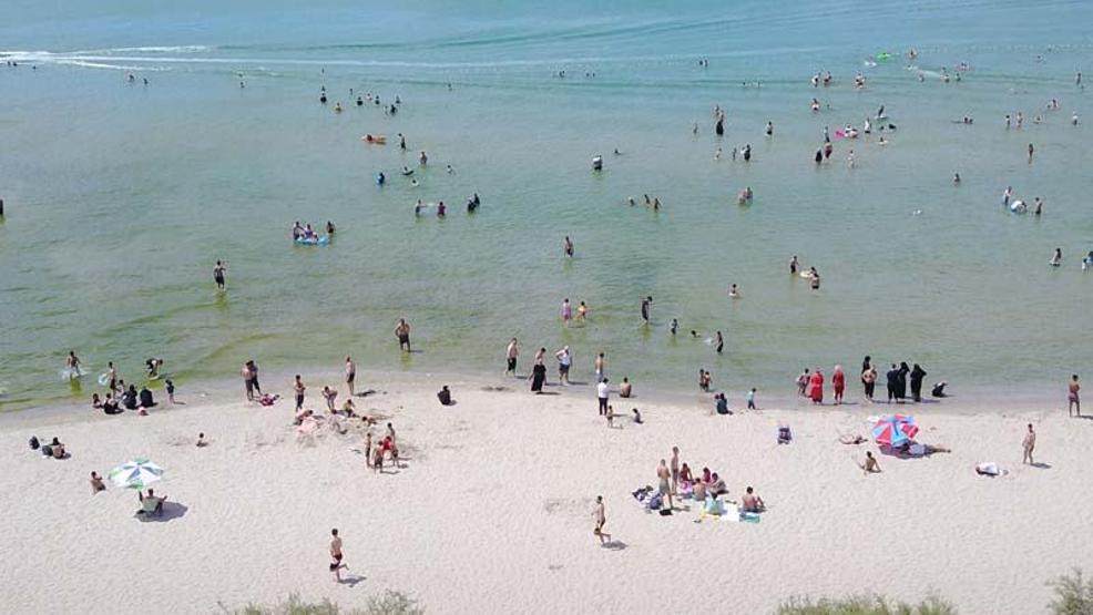Menekşe Plajında hafta sonu yoğunluğu