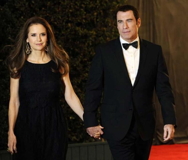 John Travoltanin eşi Kelly Preston kansere yenildi