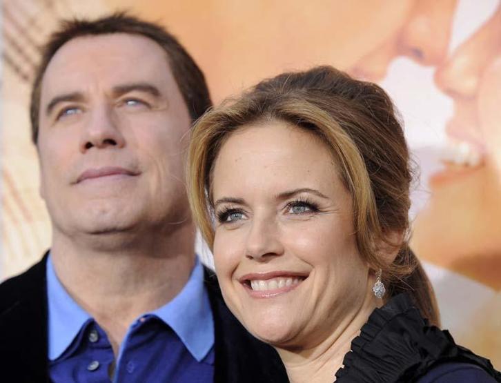 John Travoltanin eşi Kelly Preston kansere yenildi