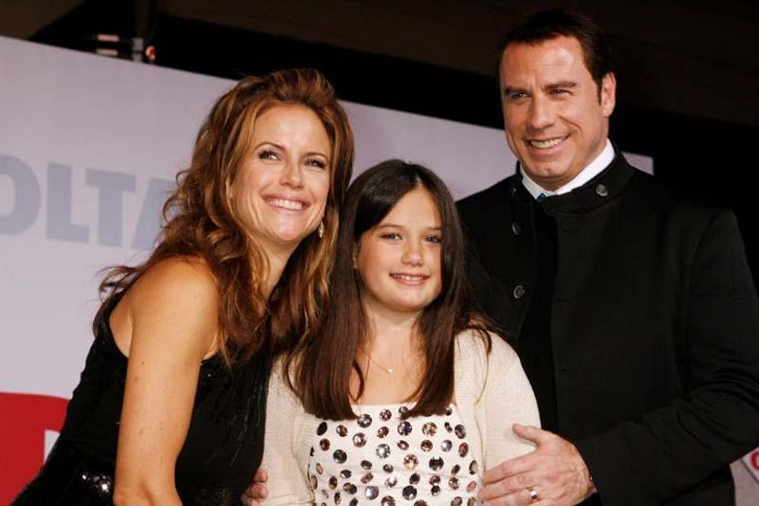 John Travoltanin eşi Kelly Preston kansere yenildi