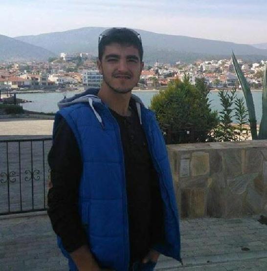 Son dakika.... Otomobille servis minibüsü çarpıştı: 1 ölü, 6 yaralı
