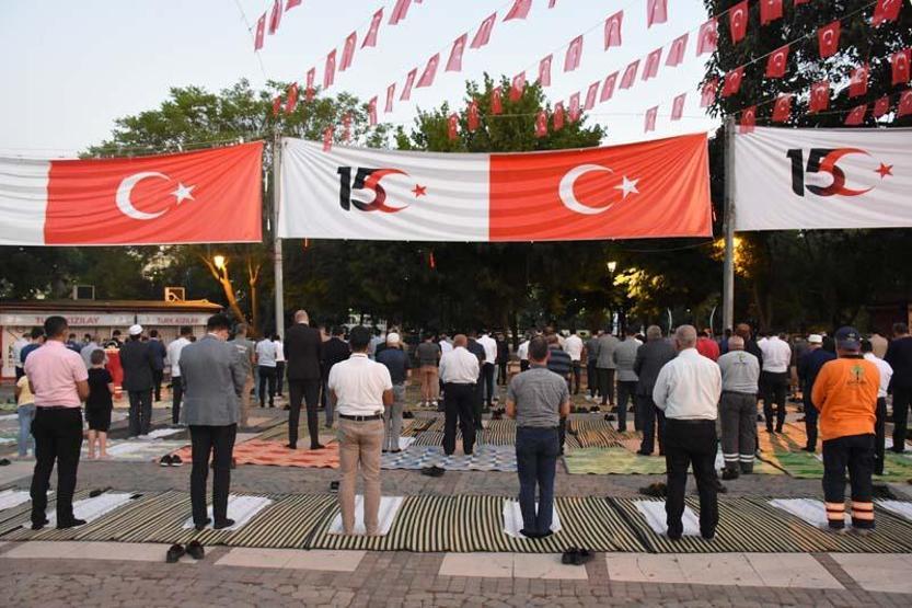 Son dakika haberi... Yurdun dört bir yanında 15 Temmuz Demokrasi ve Milli Birlik Günü