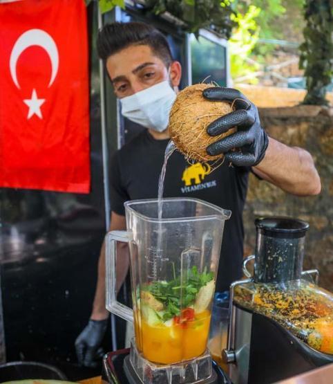 Bu da koronavirüs kokteyli