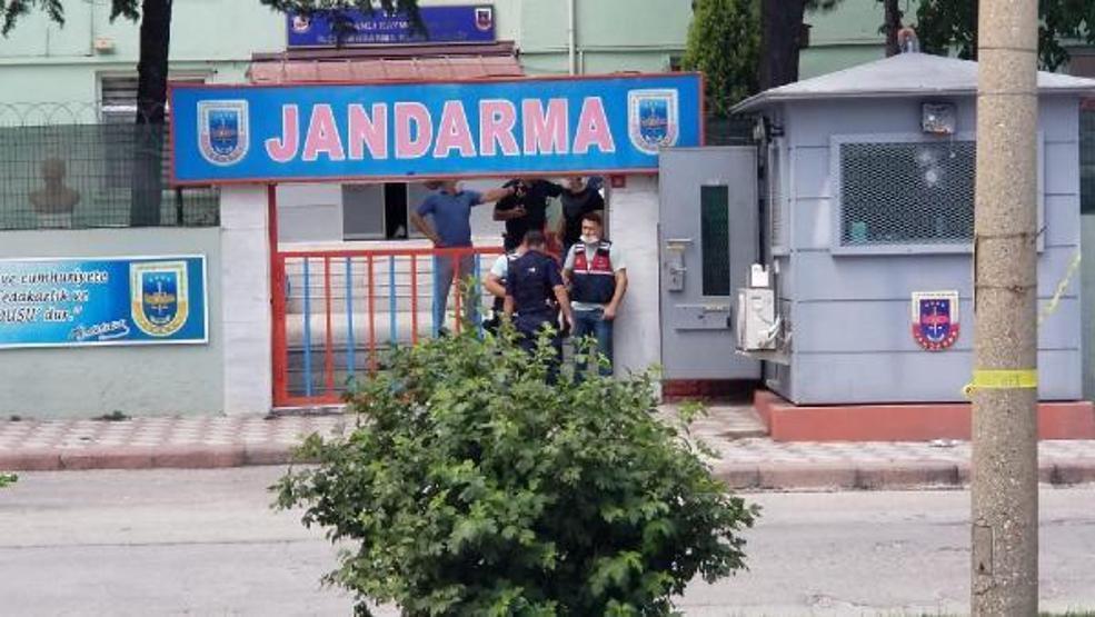 Son dakika... Jandarma Karakolu’na pompalı tüfekle ateş açıldı