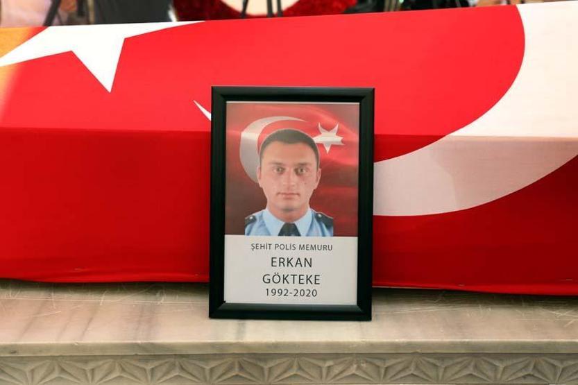 Son dakika... Şehit Erkan Gökteke son yolculuğuna uğurlandı