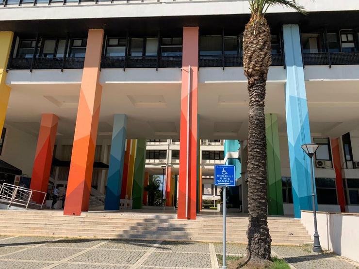 Hamza Dağdan Tunç Soyere LGBT renkleri tepkisi