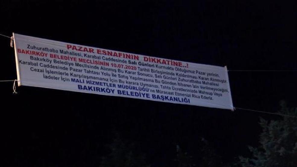 Son dakika... Bakırköyde pazar yerinin girişleri çöp kamyonlarıyla kapatıldı