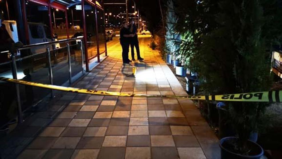 Çay ocağında otururken kurşun yağdırdılar