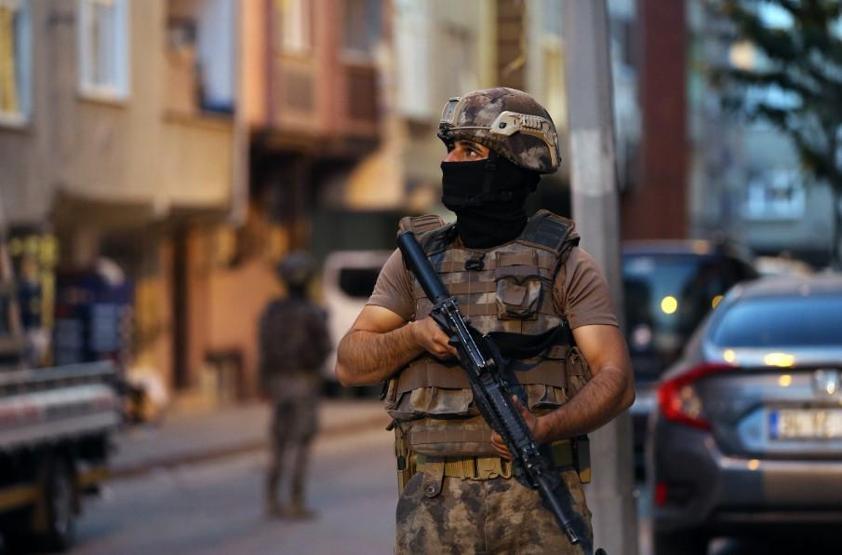 İstanbulda siber suçlara yönelik eş zamanlı operasyon başlatıldı
