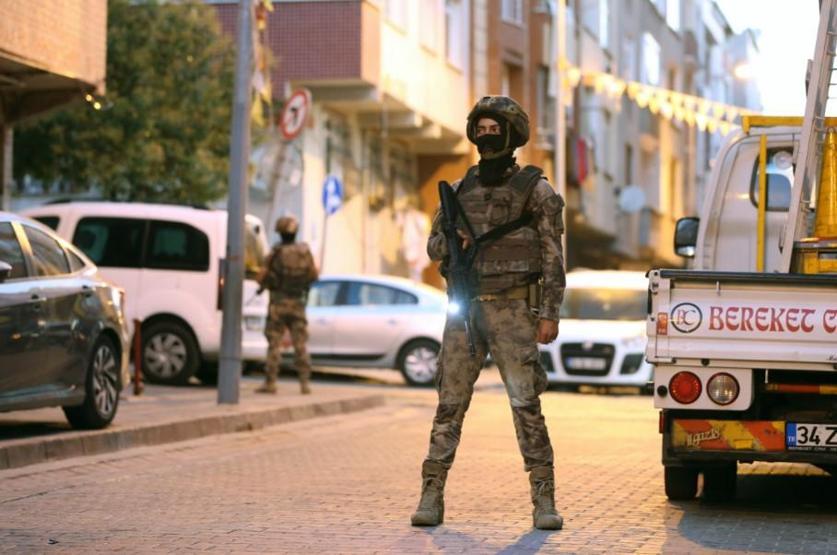 İstanbulda siber suçlara yönelik eş zamanlı operasyon başlatıldı