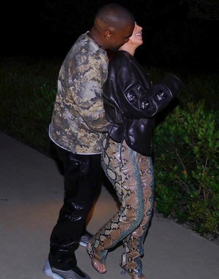 Kanye Westin açıklamaları şoke etti Kim Kardashiandan açıklama