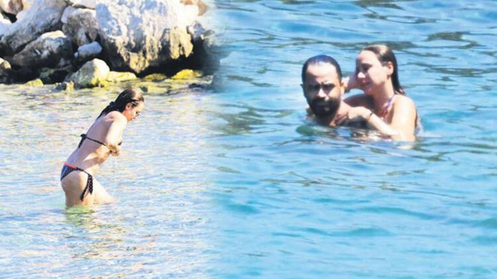 Burçin Terzioğlu halk plajında görüntülendi