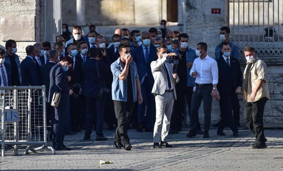 Son dakika haberi... Cumhurbaşkanı Erdoğan, Ayasofya Camisinin tabelasını açtı