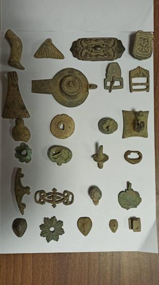 2 bin 300 parça tarihi eser ele geçirildi