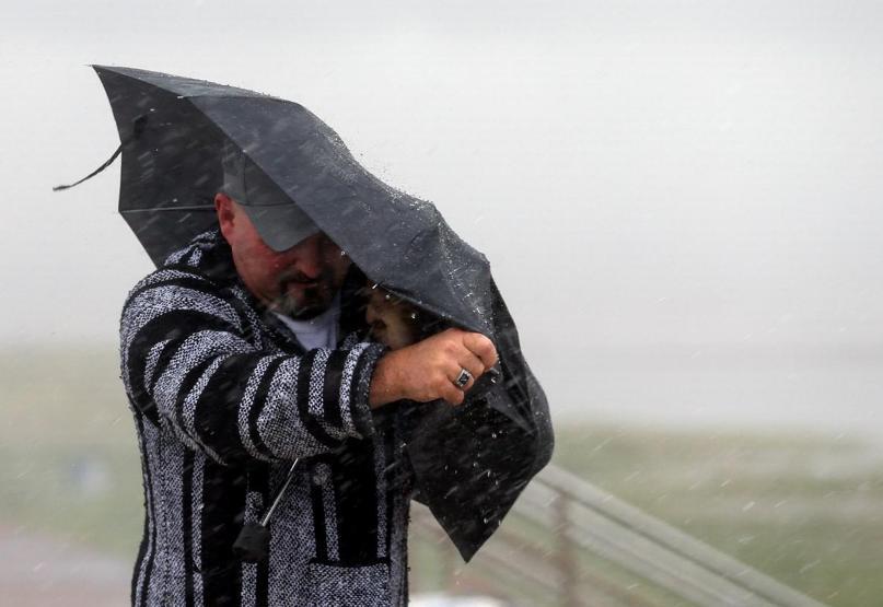 Saatte 100 kilometre hızla gelecek: ABDde şimdi de Hanna alarmı