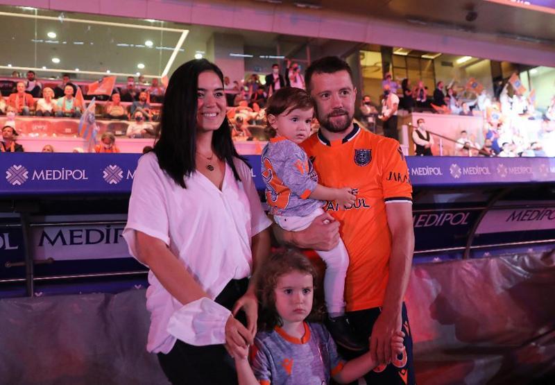 Kutlamalarda dikkat çeken isim