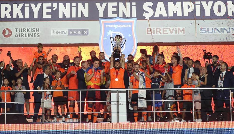 Kutlamalarda dikkat çeken isim