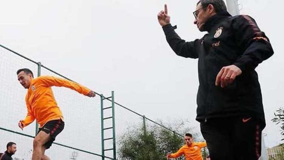 Galatasarayda sürpriz ayrılık