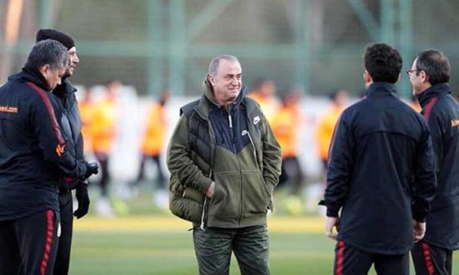 Galatasarayda sürpriz ayrılık