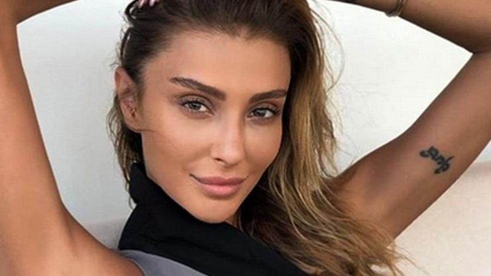 Özge Ulusoydan Instagram filtrelerinin kaldırılmasına destek