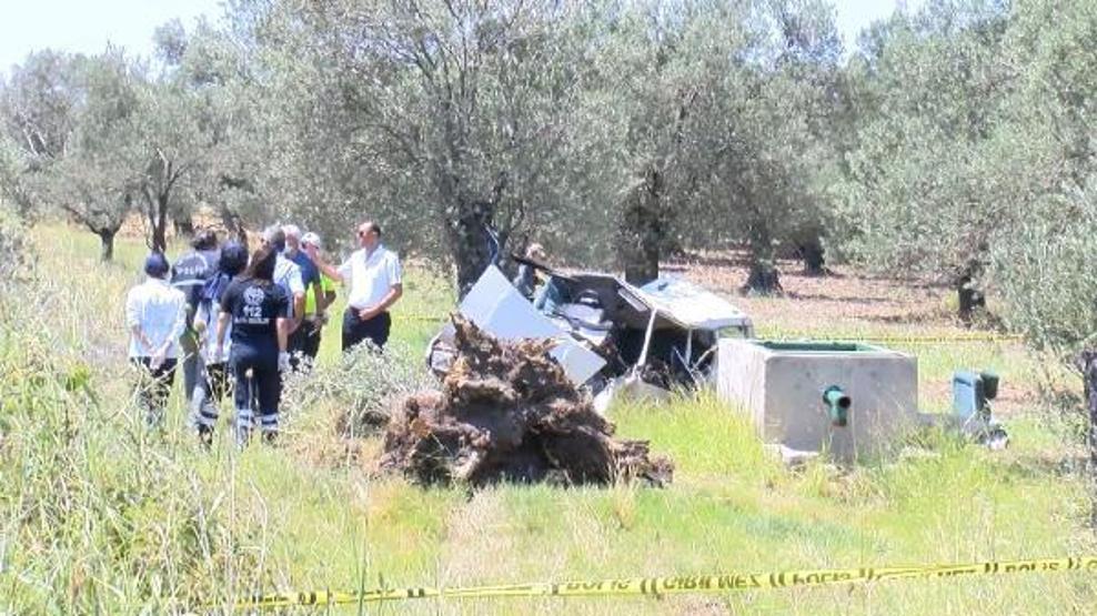 Son dakika... Otomobil zeytin bahçesine uçtu: İmam ve kayınpederi öldü