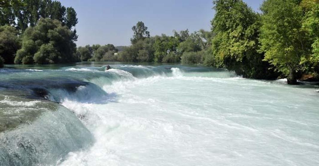 Dünyaca ünlü Manavgat Şelalesi, bayram için hazır
