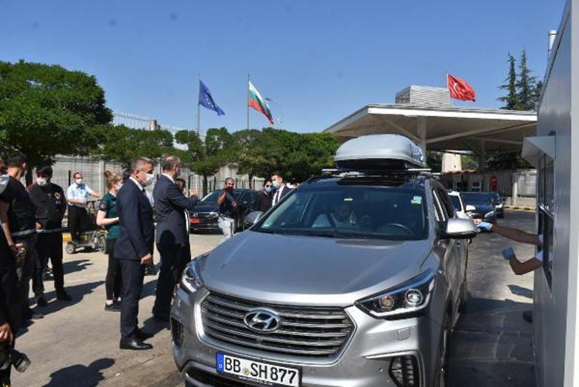 Son dakika... Kapıkulede gurbetçi yoğunluğu