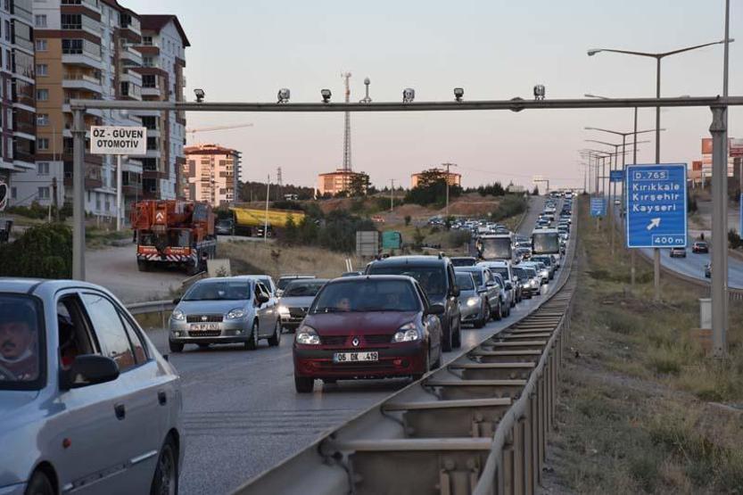 Kilit Kavşakta yine aynı görüntü