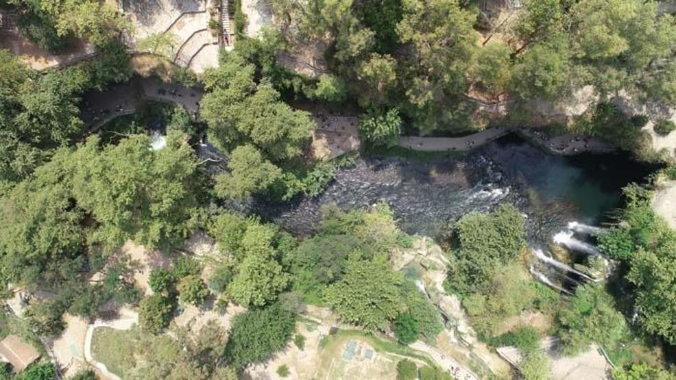 Dünyaca ünlü şelale, bayramda ziyaretçi akınına uğradı