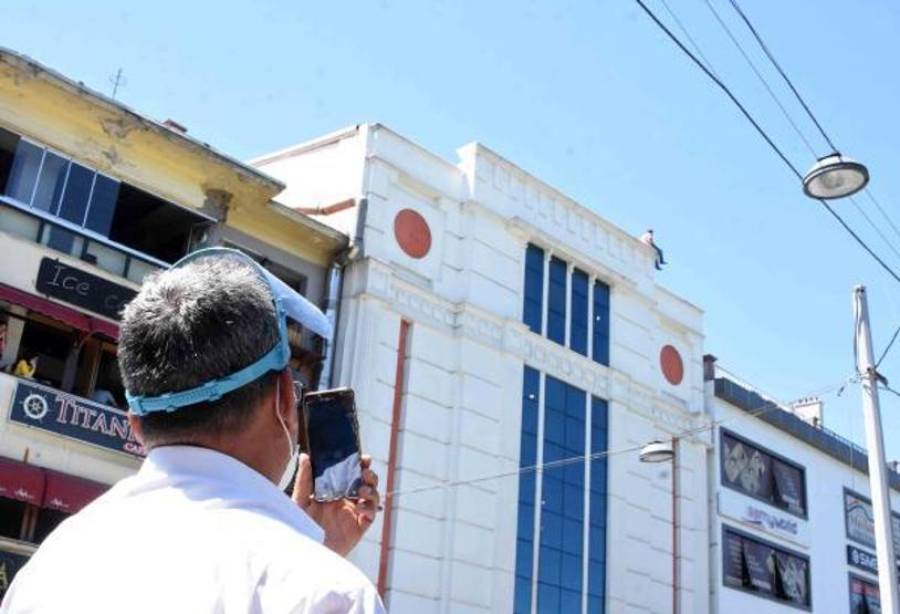 Son dakika... İntihar girişimini izleyebilmek için koronavirüs tedbirlerini hiçe saydılar