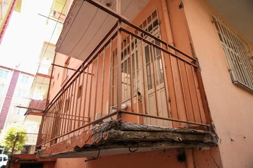 İstanbulda korku apartmanı... Binada oturanlar çaresizlik içinde