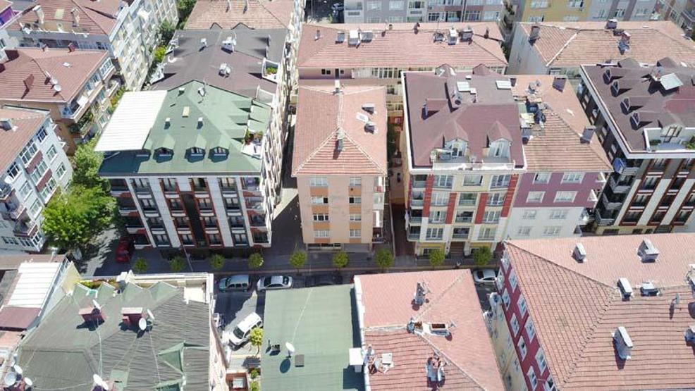 İstanbulda korku apartmanı... Binada oturanlar çaresizlik içinde