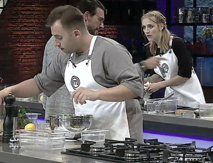MasterChefte şefler yemeğin tadına bakmadı