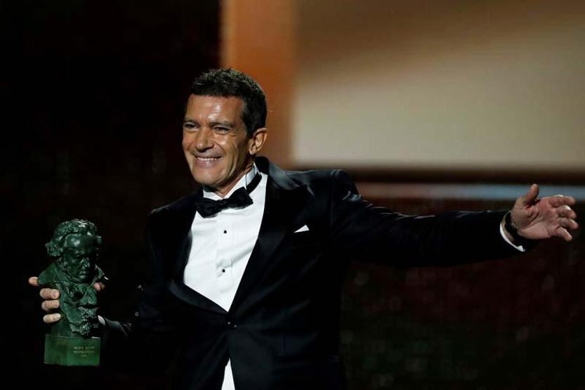 Antonio Banderas: Koronavirüse yakalandım