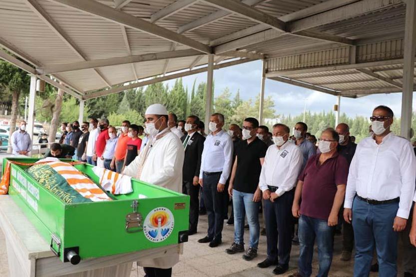 Spor spikeri Emre Gönlüşen son yolculuğuna uğurlandı