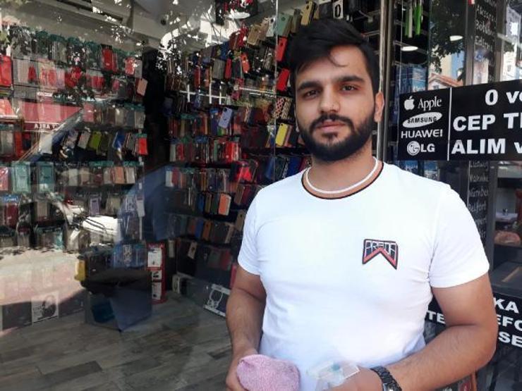 Son dakika... Bakırköy’de bitmeyen alt yapı çalışması esnafı bezdirdi